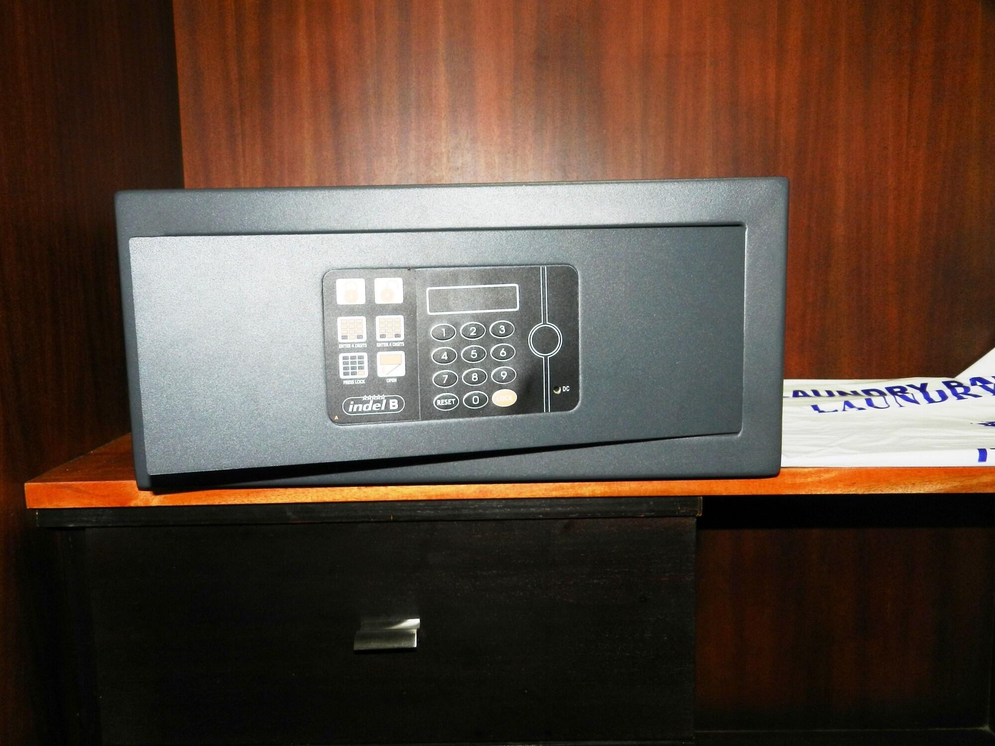 Pearl Grand Hotel Colombo Exterior photo
