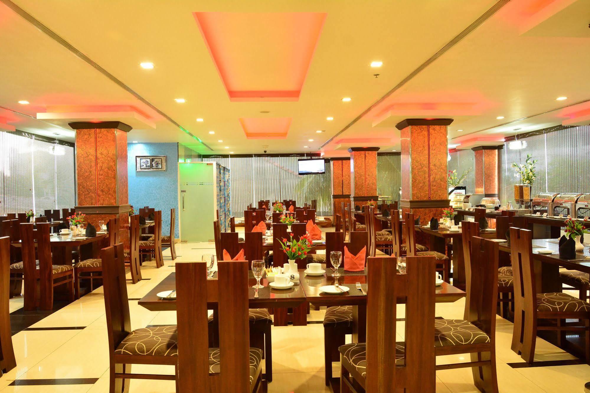 Pearl Grand Hotel Colombo Exterior photo