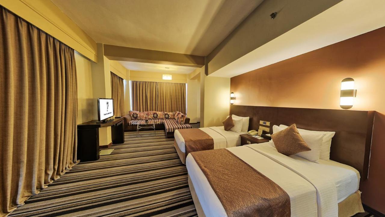 Pearl Grand Hotel Colombo Exterior photo